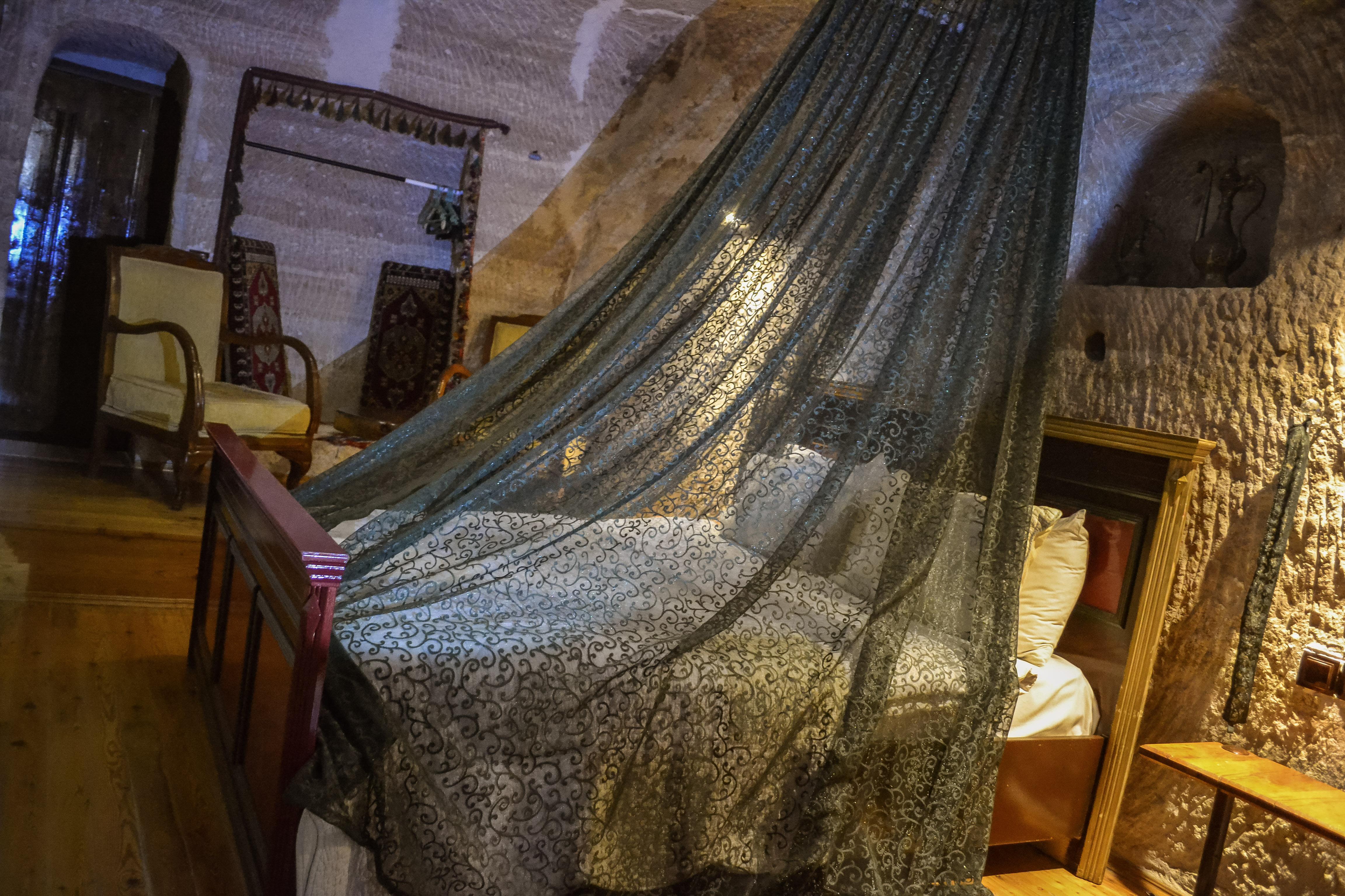 ギョレメ Emily Cave House Bed & Breakfast エクステリア 写真